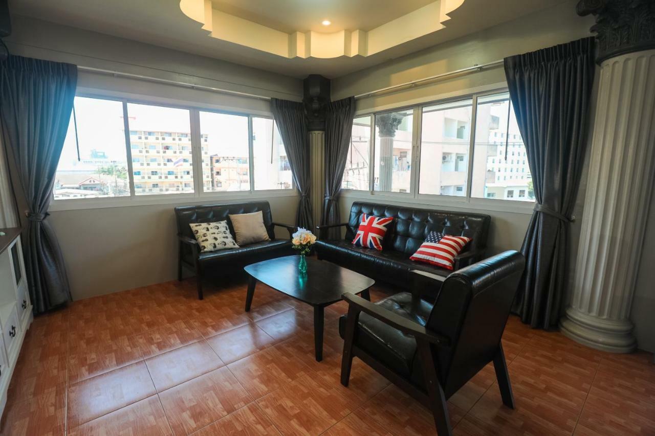 Marin House Pattaya Apartment Bagian luar foto